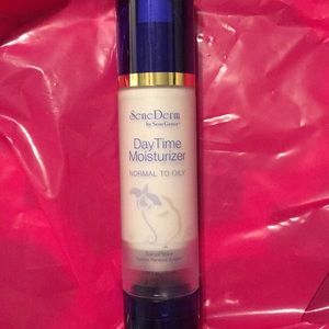 SeneGence Day Moisturizer. Normal to Oily